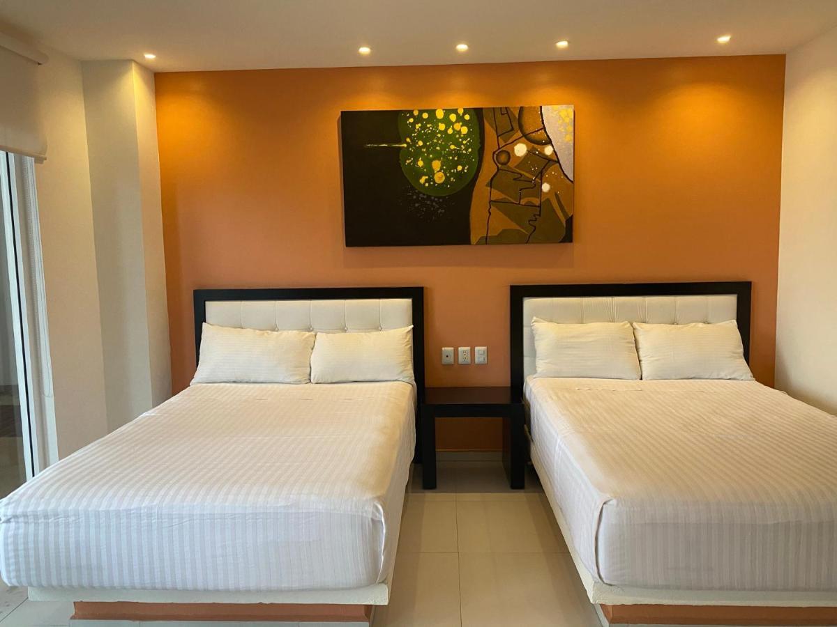 Cache Hostel & Hotel (Adults Only) Playa del Carmen Esterno foto
