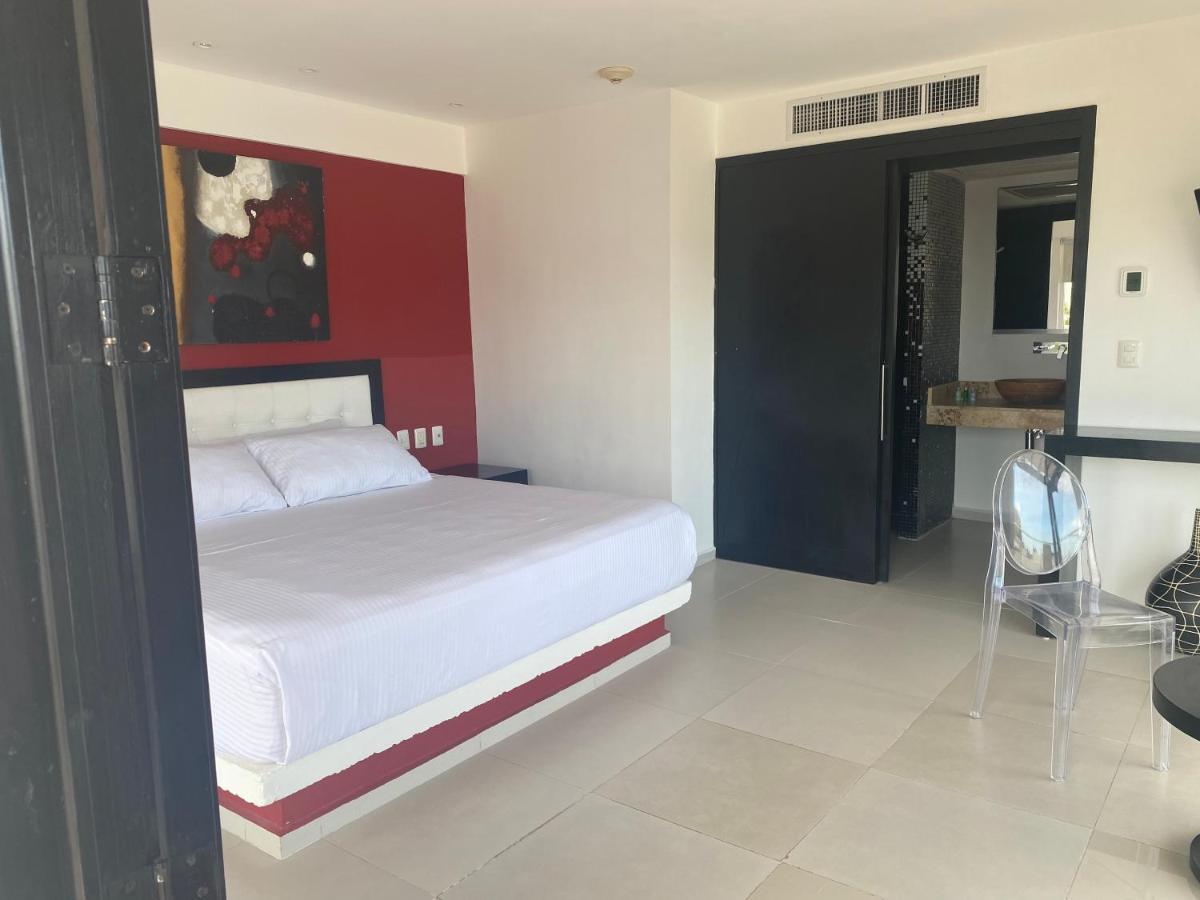 Cache Hostel & Hotel (Adults Only) Playa del Carmen Esterno foto